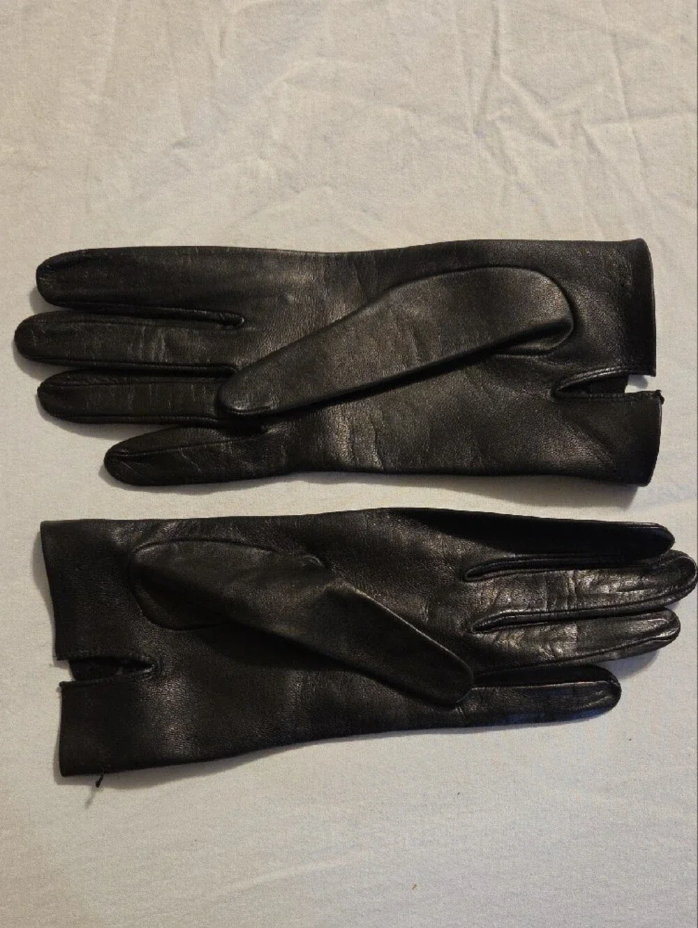 Black Leather Women's Gloves with Lace Trim